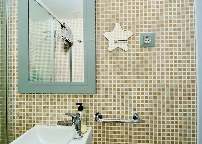 Golden Wave 1 Apartment *